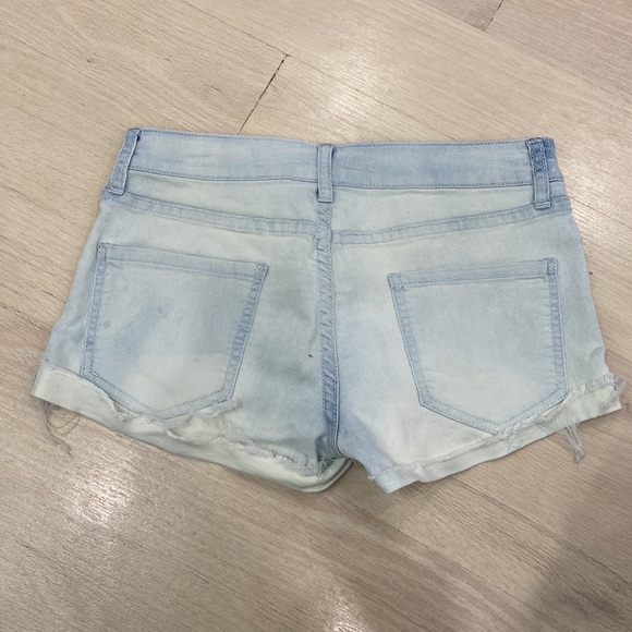 Size 26 - Sketry Jean Shorts - Picture 4 of 7